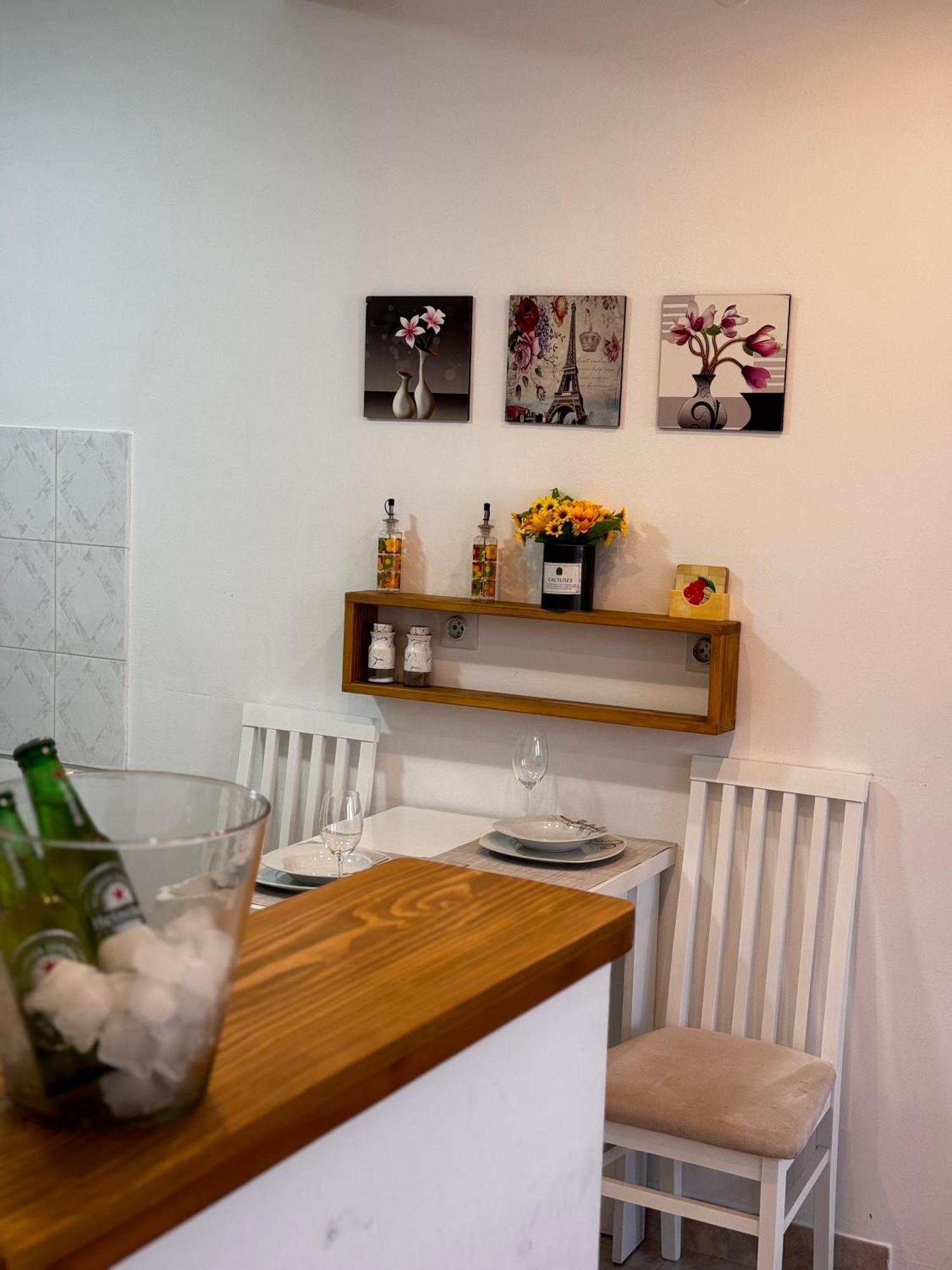 Post Apartmani - Sajam Novi Sad Exteriör bild
